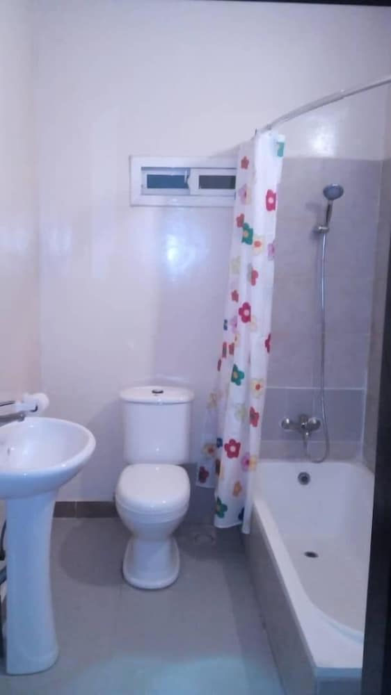 Deluxe Room, 1 Queen Bed, Non Smoking, Ocean View photo 3