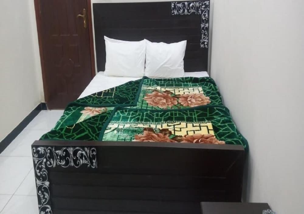 Standard Double Room photo 2