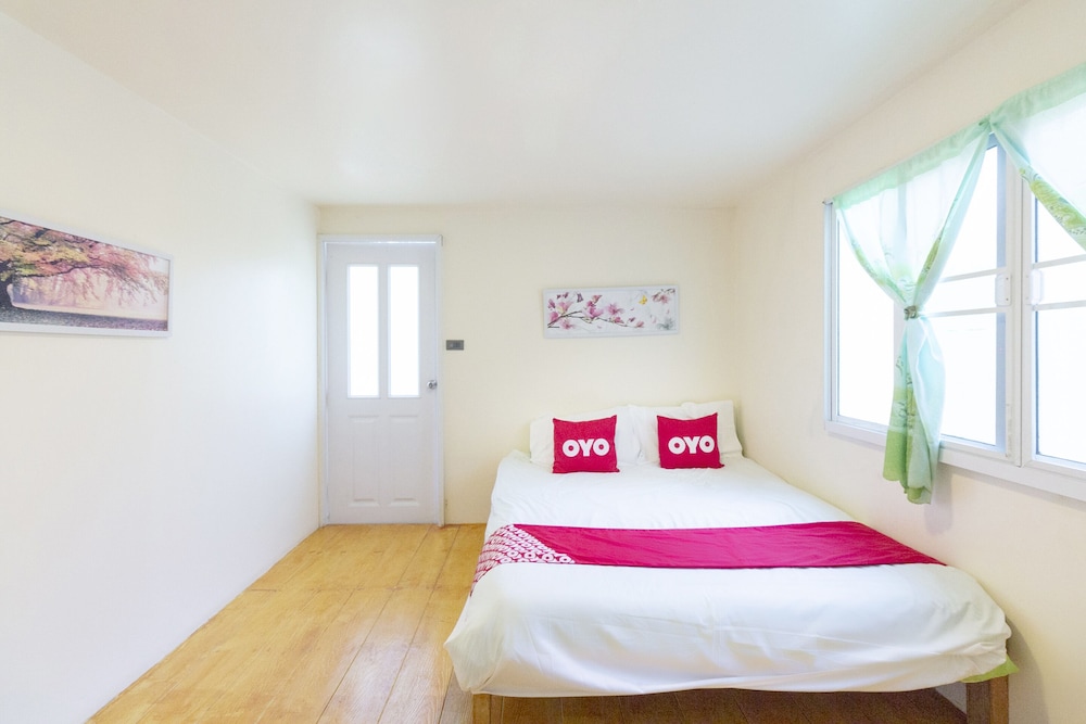 Deluxe Double Room - Photo 4