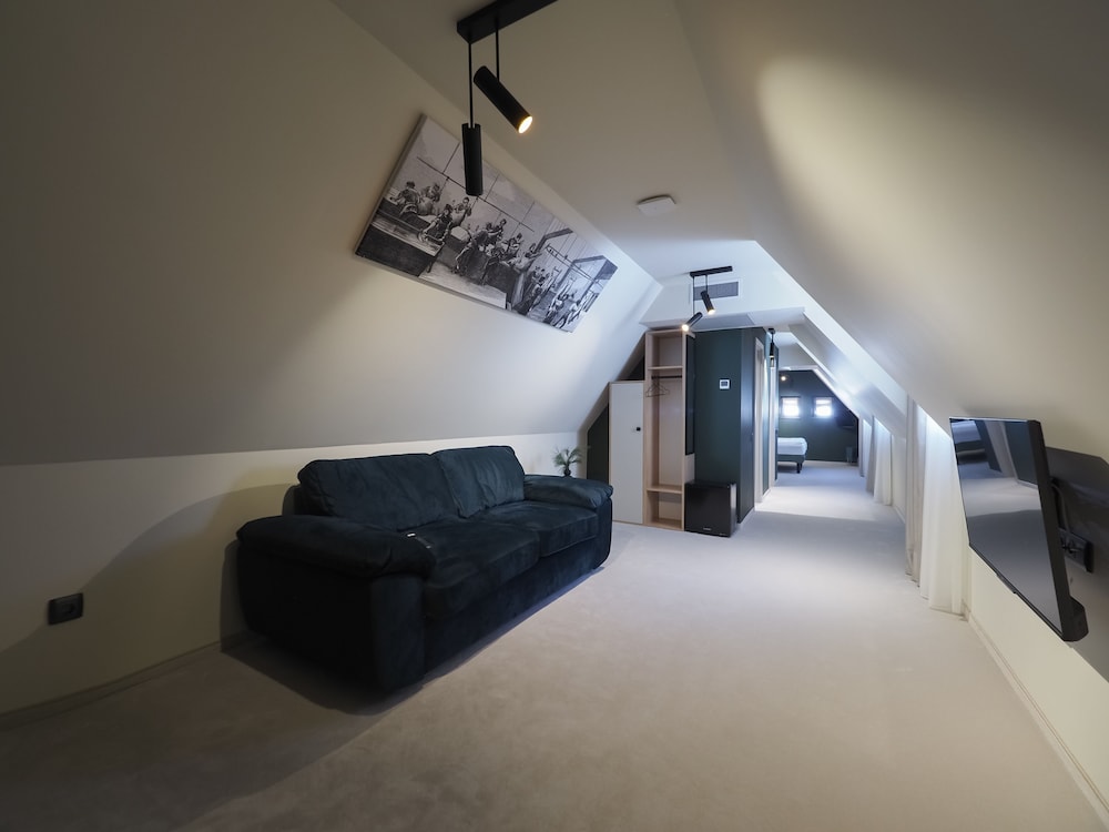 Family Apartment, 1 Bedroom photo 2