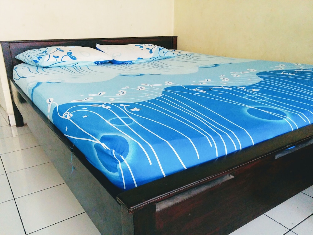 Economy Double Room (with Fan)