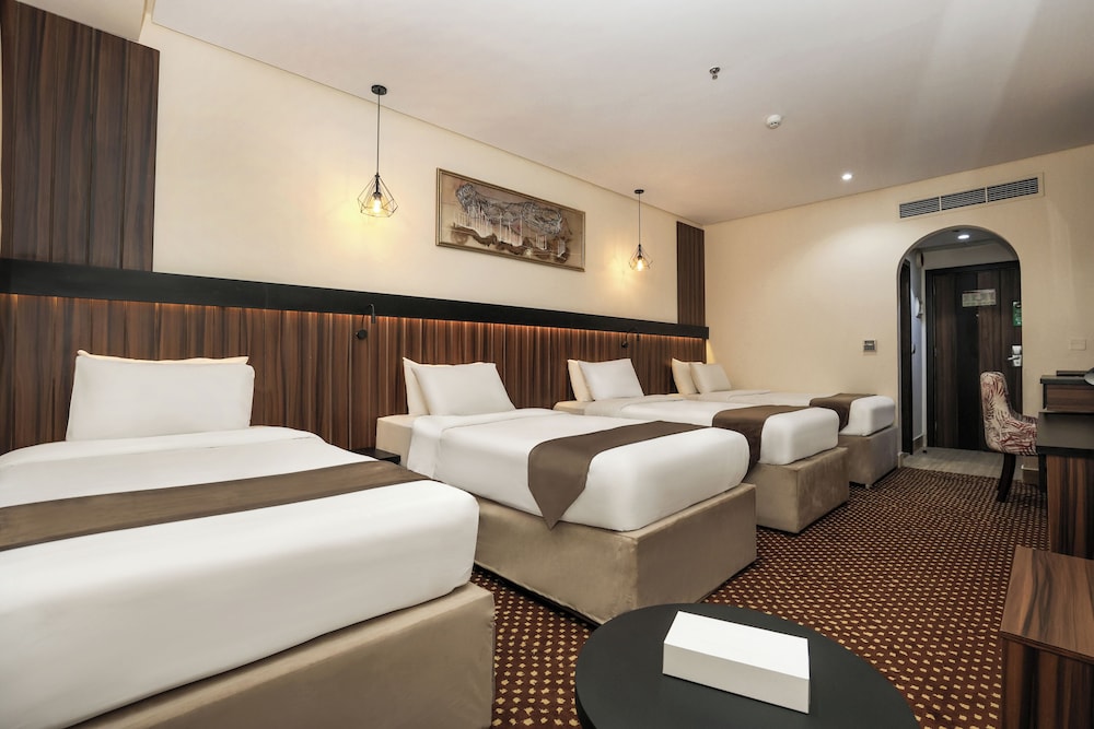 Quadruple Room photo 2