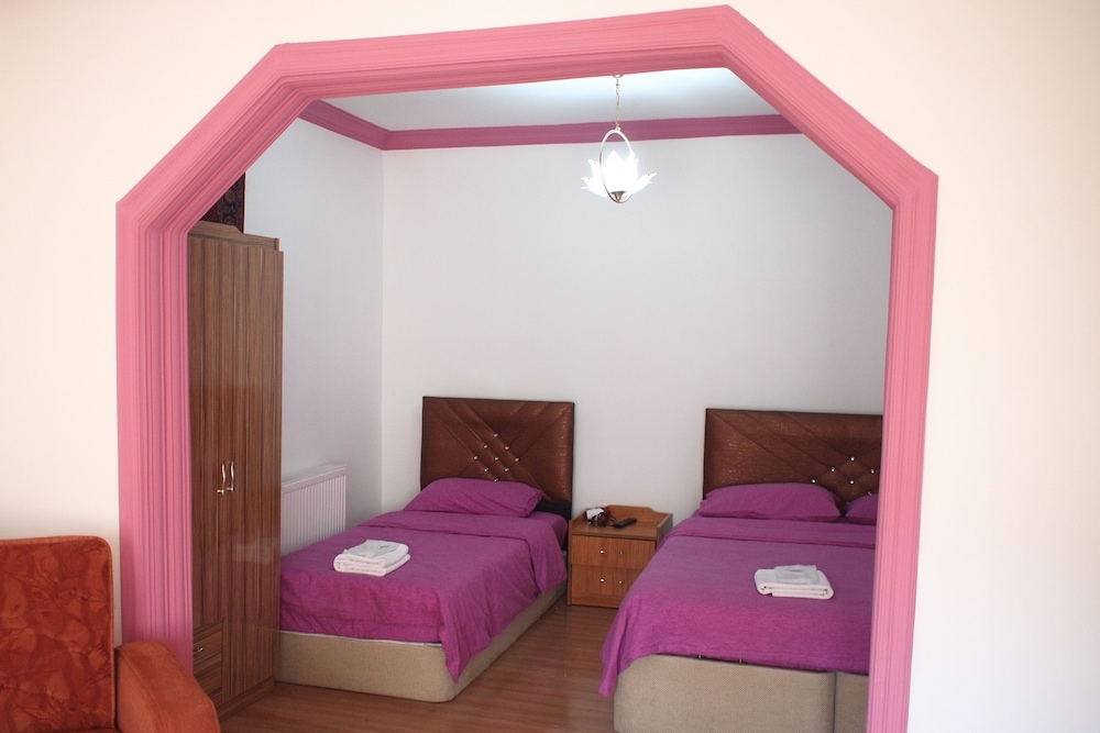 Basic Suite photo 1