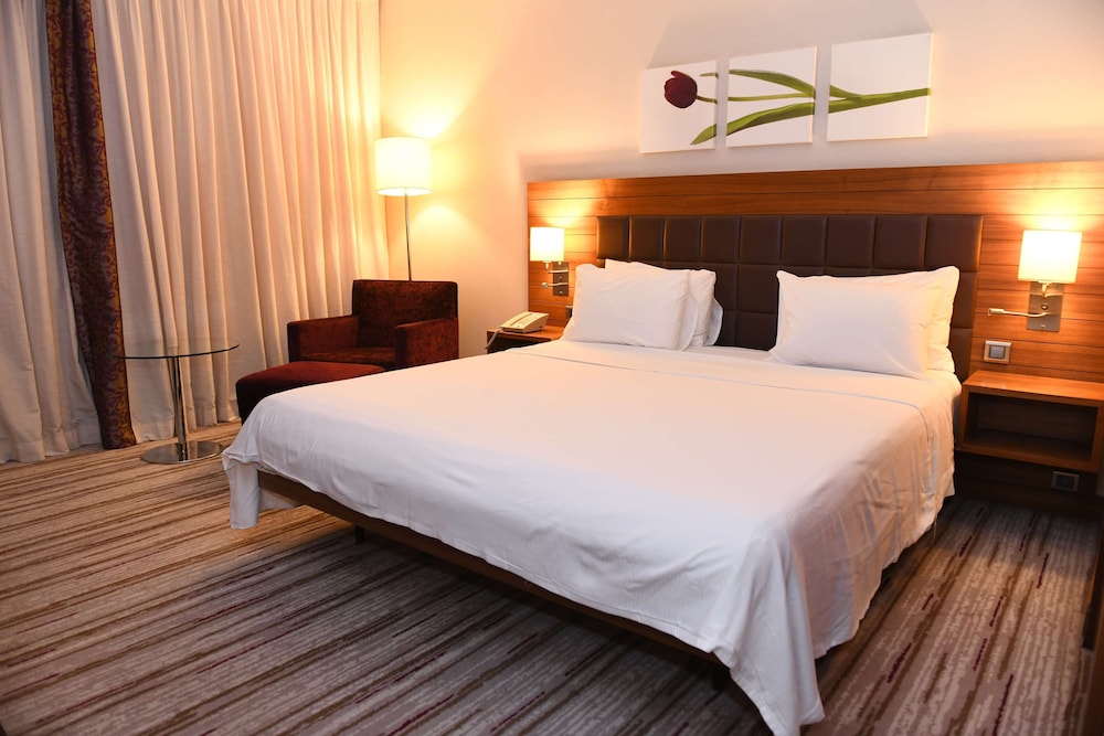 Family Room, 1 King Bed (Connecting Rooms)