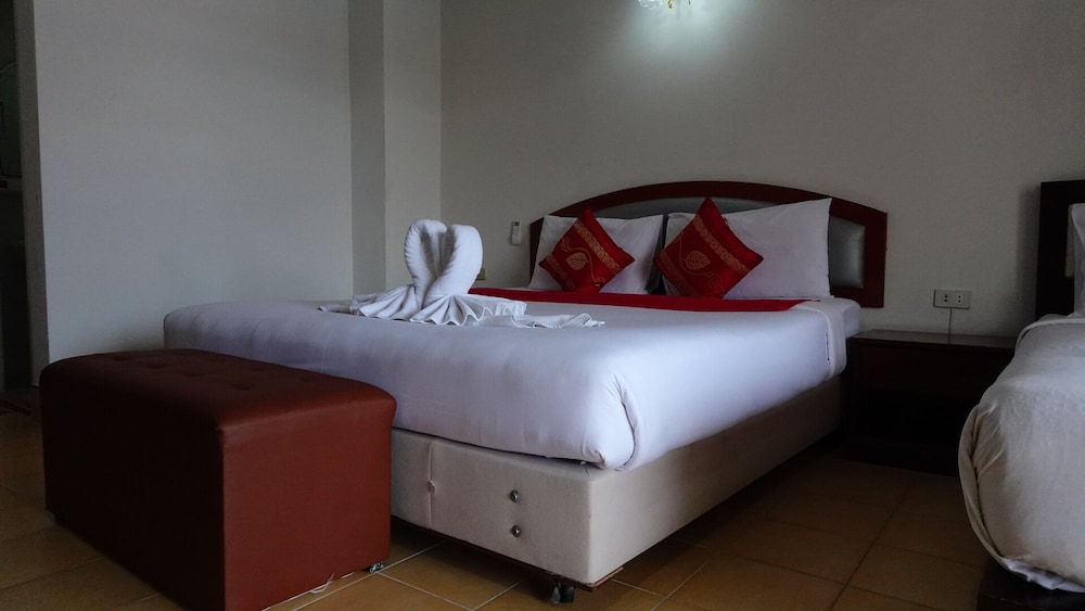 Deluxe Triple room with Balcony - Photo 7