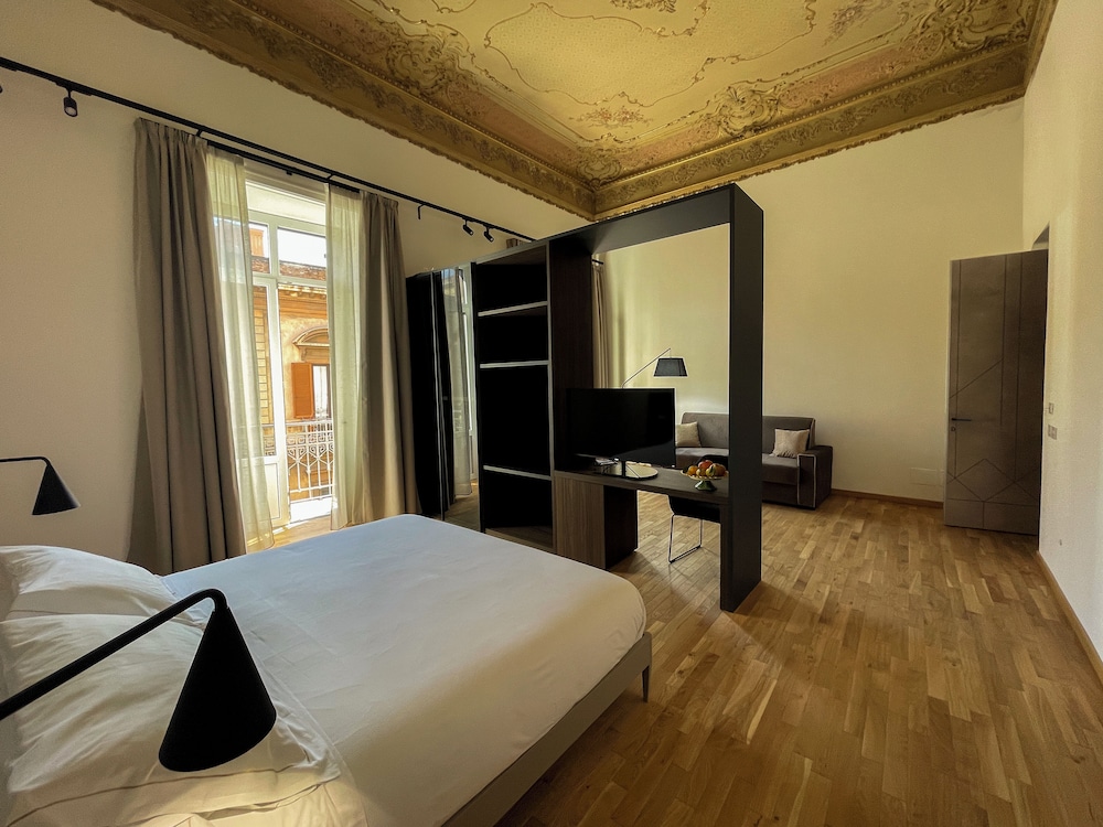 Deluxe Double Room, Balcony, City View