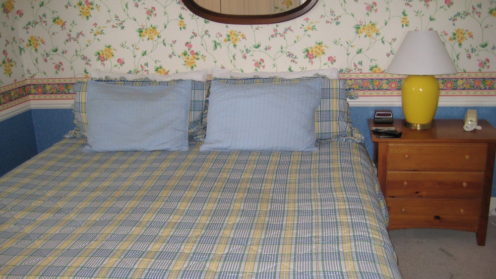 Deluxe Condo, 1 Bedroom, Bay View (1 King Bed and 1 Sofa Sleeper) photo 3