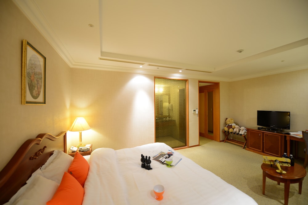 Deluxe Double Room photo 3
