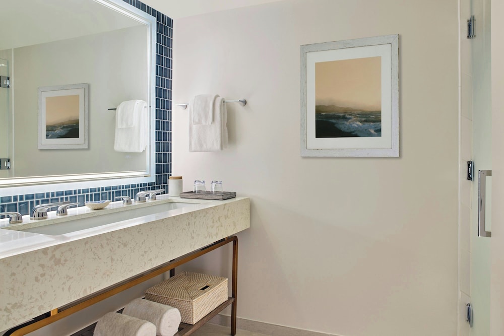 Room, 1 King Bed With Sofa Bed, Patio, Ocean View (mobility/hearing Access, Roll-in Shwr)