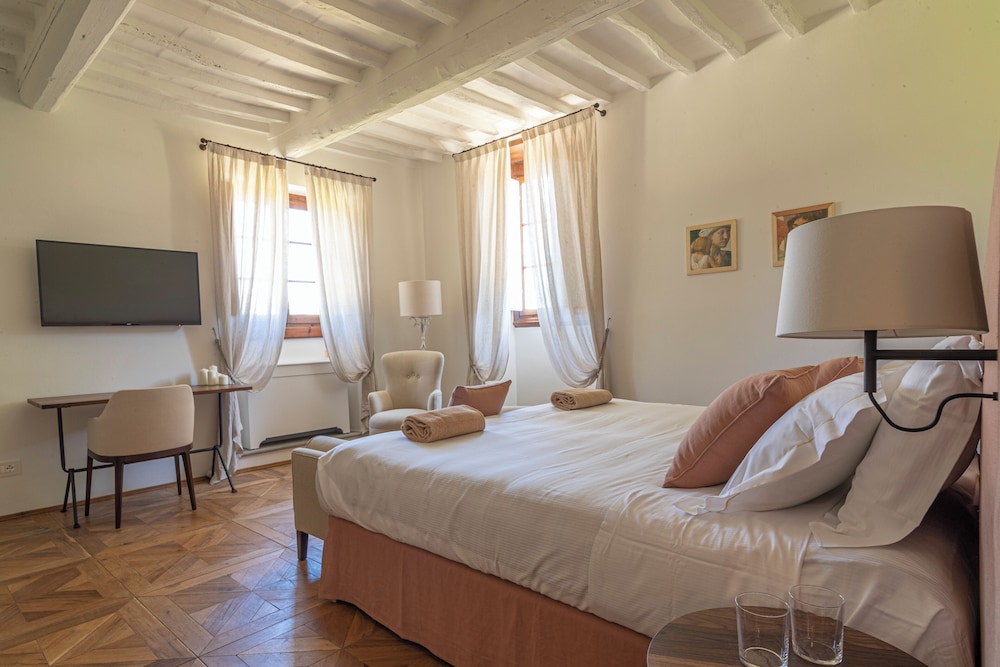 Classic Room - Photo 2