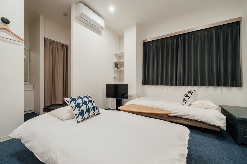 Superior Twin Room photo 3