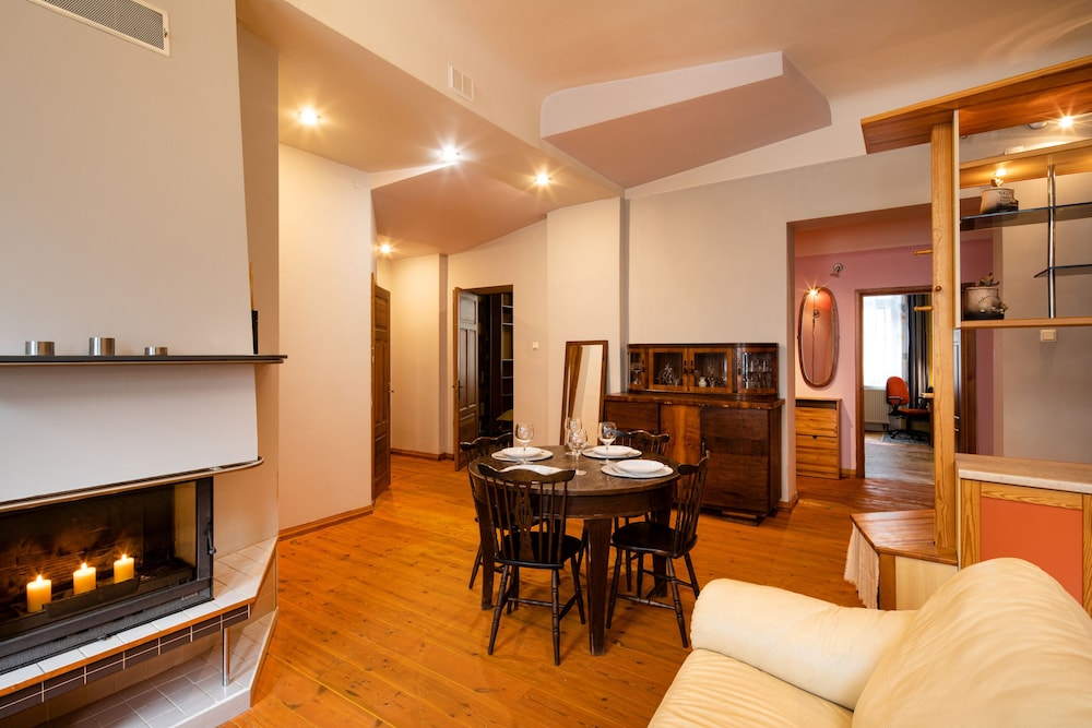 Riga City Family 4 Bedroom Apartment (Brivibas iela 52) photo 3