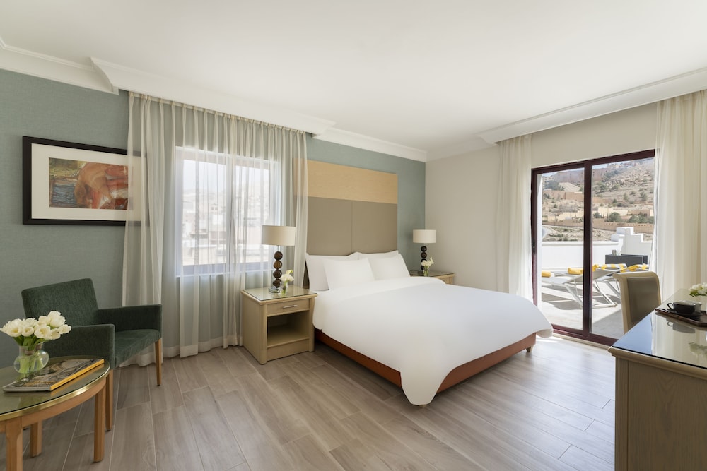 Superior Room, 1 King Bed - Photo 2