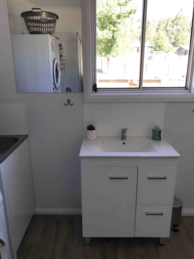 Family House, 4 Bedrooms, 2 Bathrooms, Mountain View photo 2