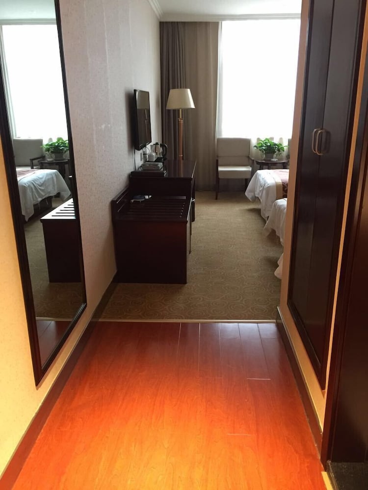 Standard Double Room(East Buliding) photo 3