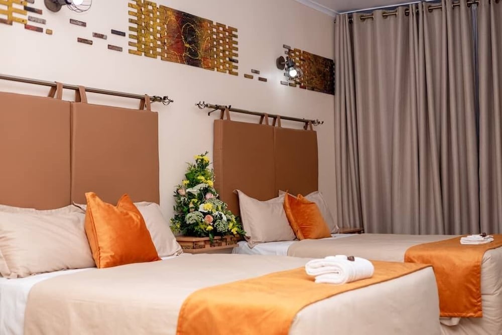 Standard Double or Twin Room, 2 Double Beds photo 1