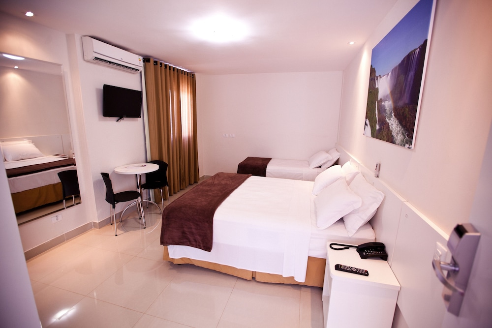 Deluxe Triple Room - Photo 2