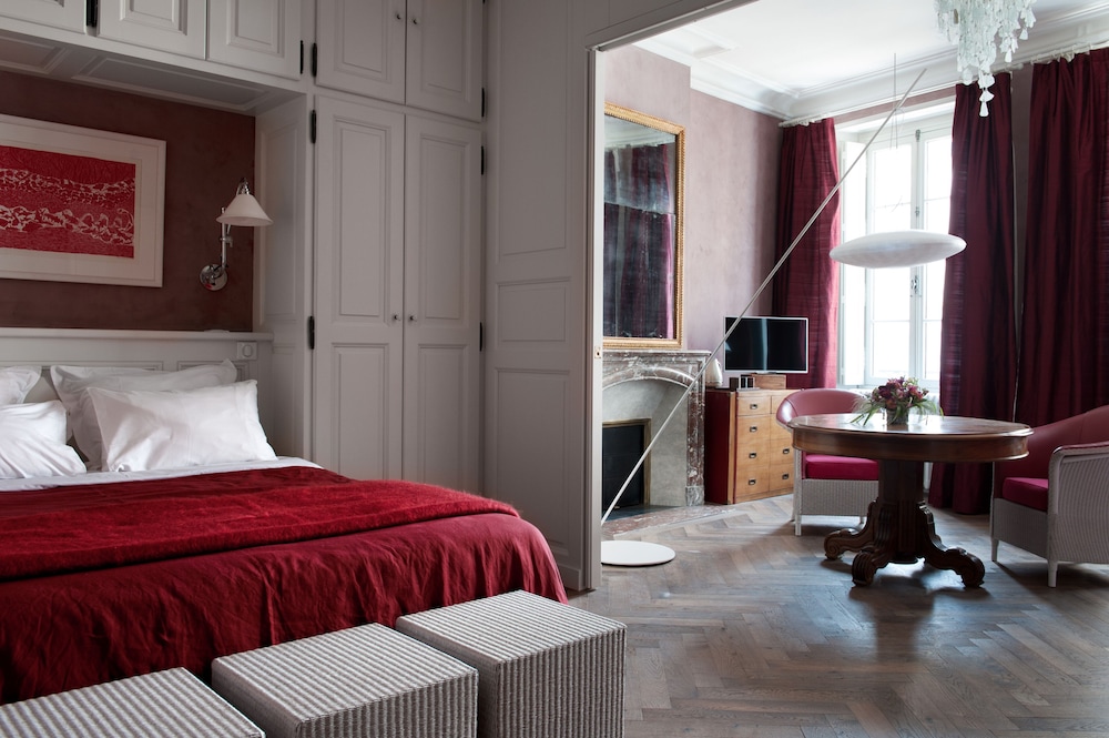 Family Suite (Ocre Rouge)