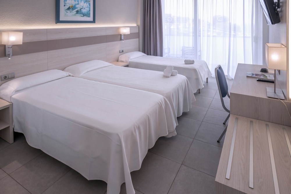 Standard Triple Room, Balcony