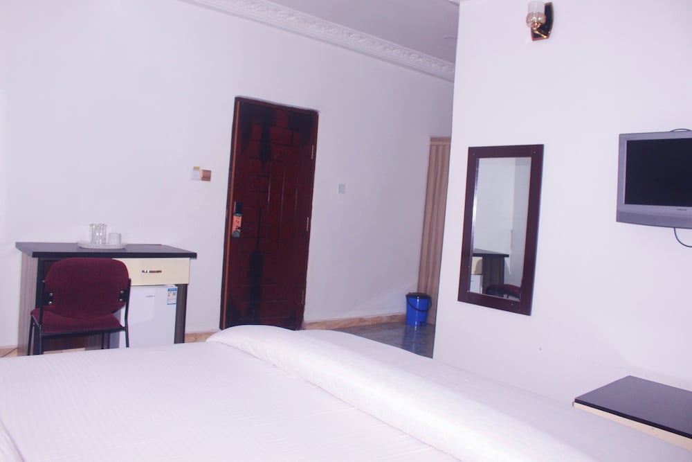Classic Room - Photo 6