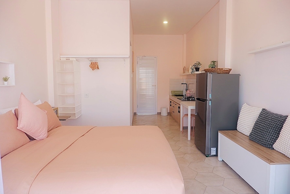 Classic Studio, 1 King Bed