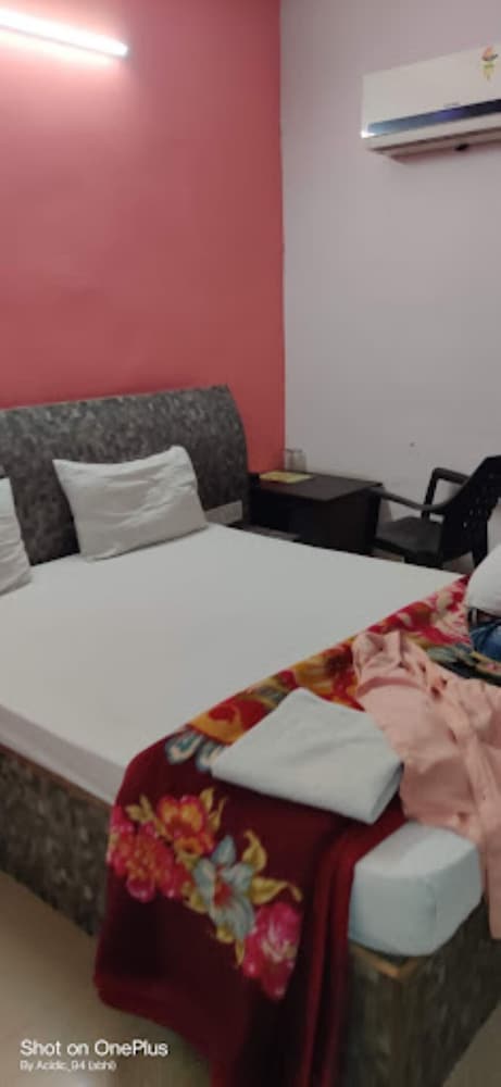 Standard Room - Photo 2