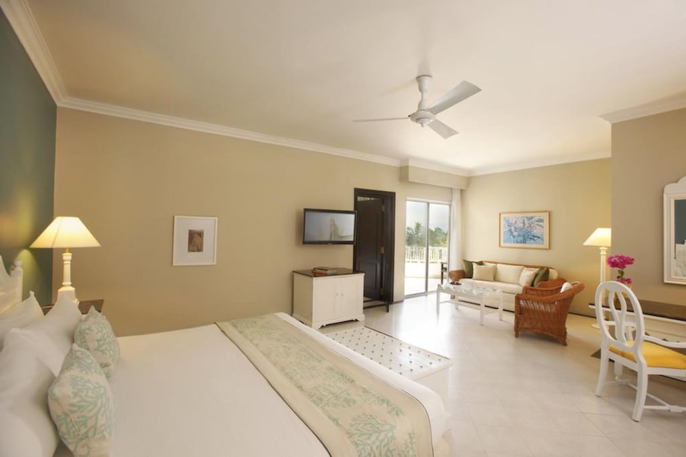 Premium Suite, 1 King Bed, Sea View (1 Bedroom, Temptation) photo 2