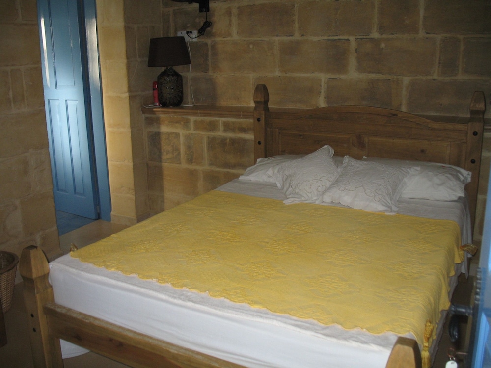 Deluxe Double or Twin Room, 1 Bedroom, Private Bathroom photo 1