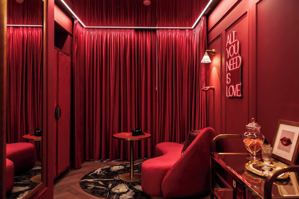 Signature Studio - Photo 10