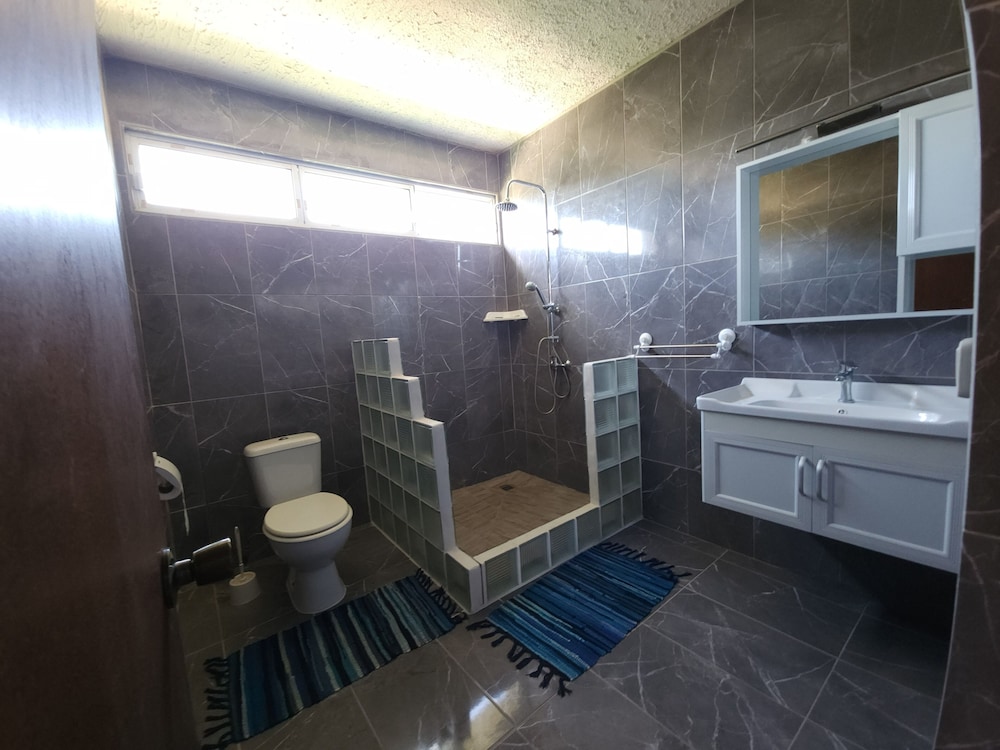 Deluxe Apartment photo 2