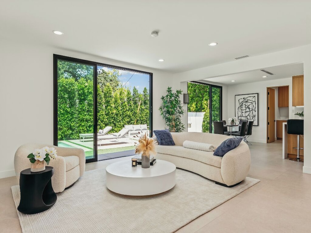 Luxury House, Multiple Beds, Pool Access, Pool View (Casa Leona) photo 1