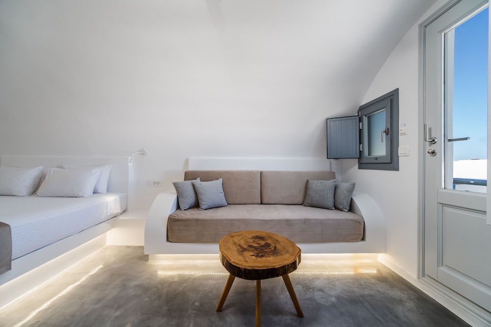 Dome Suite, Hot Tub (Caldera View)
