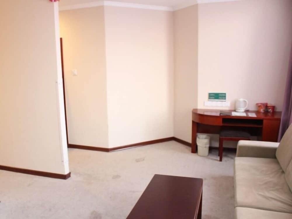 Business Suite photo 1