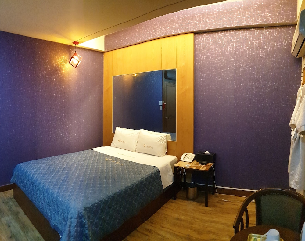 Standard Room photo 3