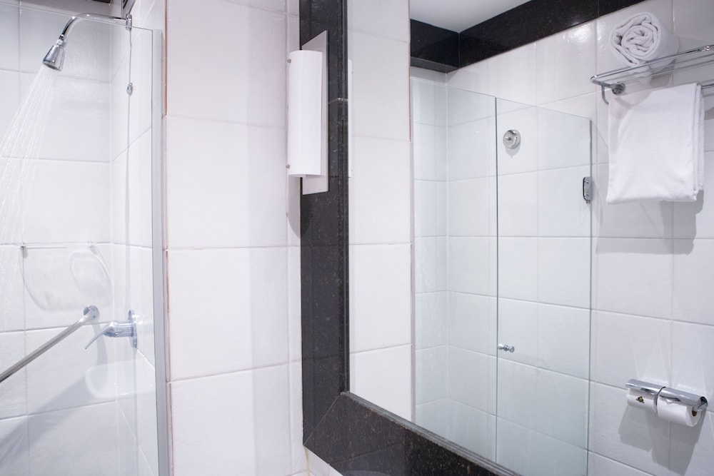 Superior Room, Bathtub - Photo 4
