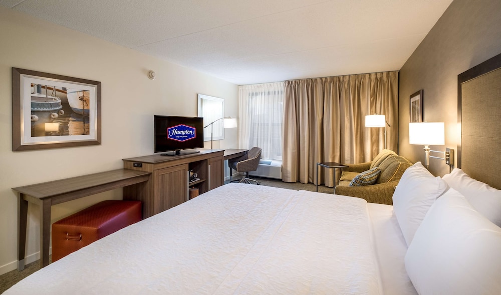 Room, 1 King Bed, Accessible photo 1