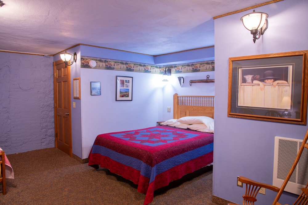 Amish Room photo 3
