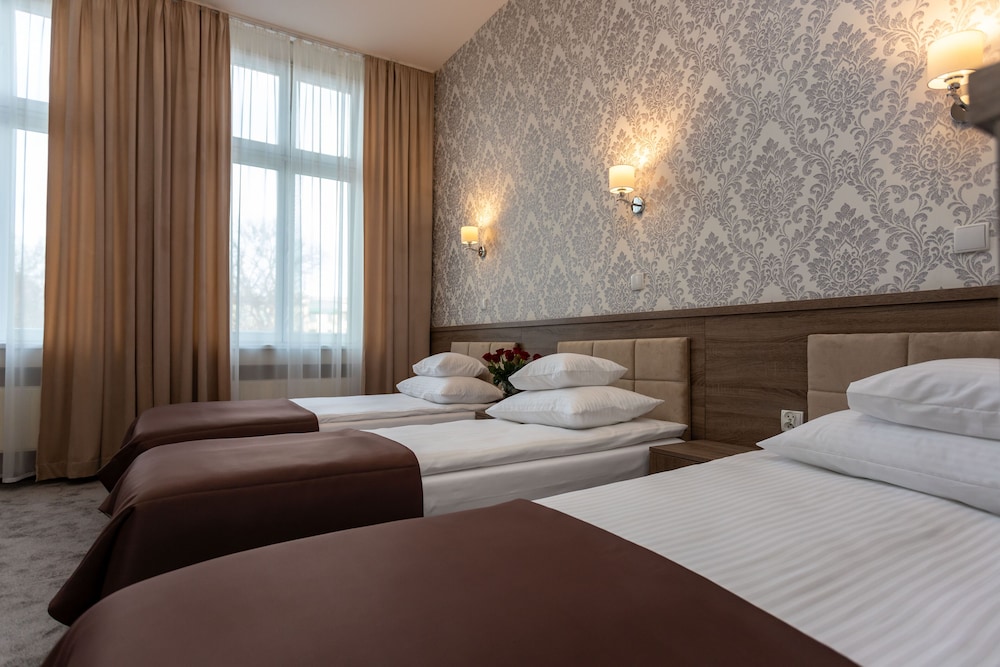 Standard Triple Room - Photo 2