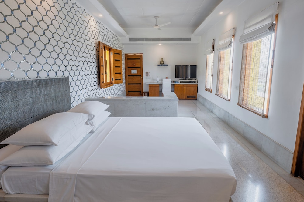 Aravali Suite - Photo 8