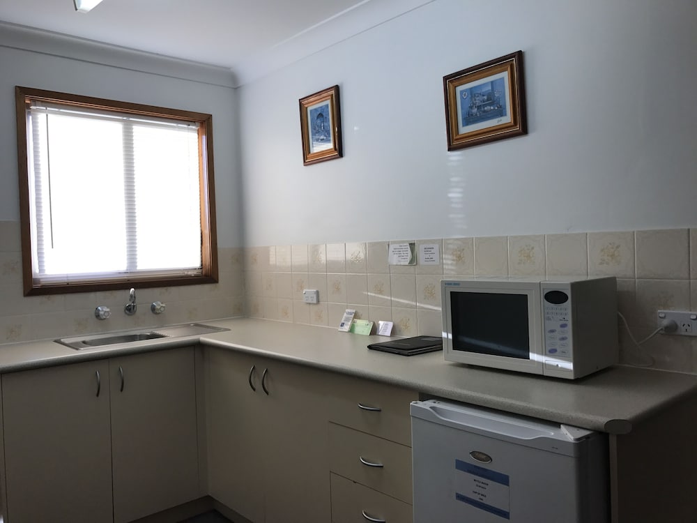 Family Studio Suite, 2 Bedrooms photo 3