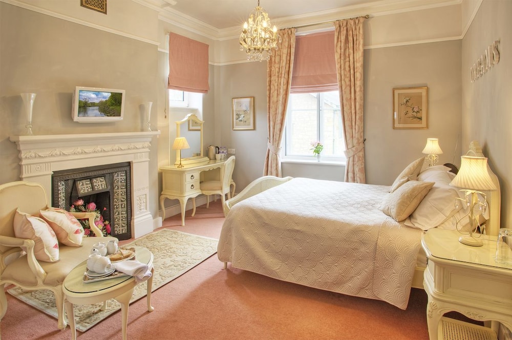Deluxe Double Room, 1 King Bed photo 3