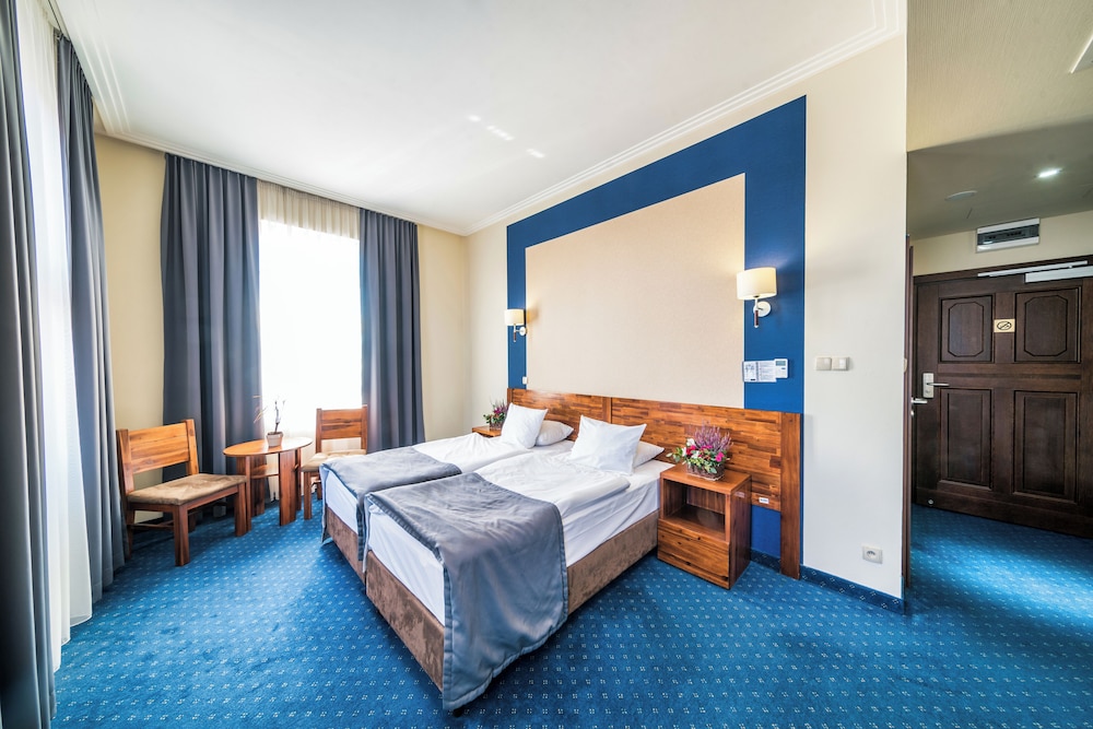 Double Room - Photo 2