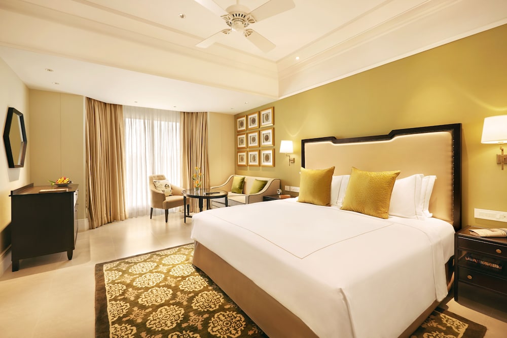Luxury Room, 1 King Bed - Photo 3