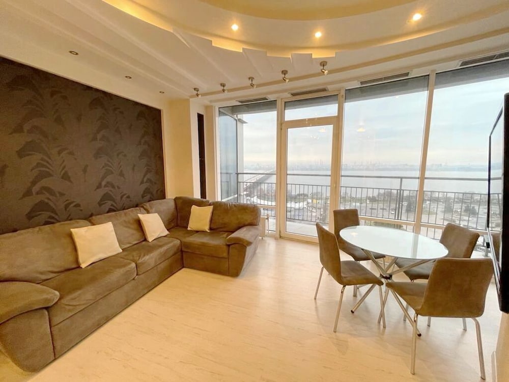 Exclusive Suite, 1 Bedroom, Balcony, River View