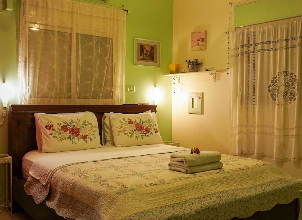 Family Apartment, 2 Bedrooms photo 3