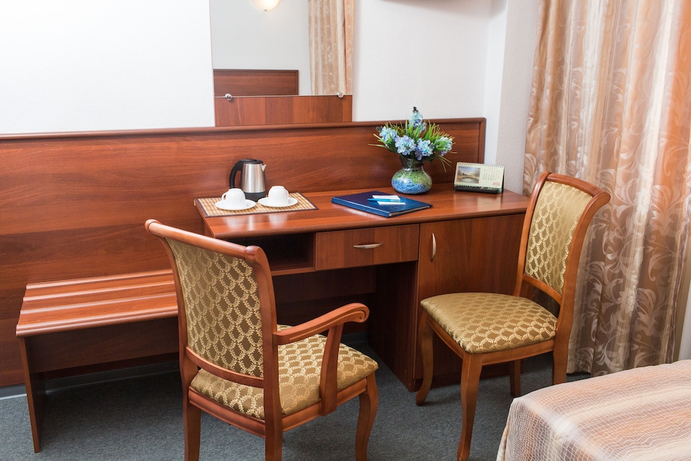 Business Twin Room photo 2