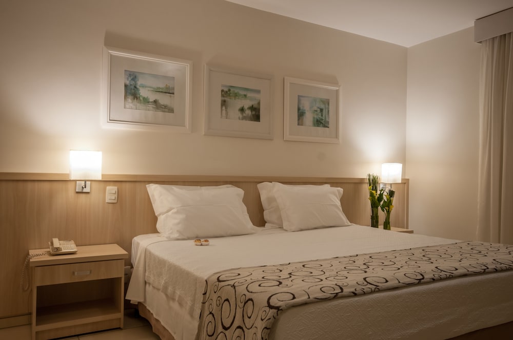 Luxury Room, 1 King Bed photo 2