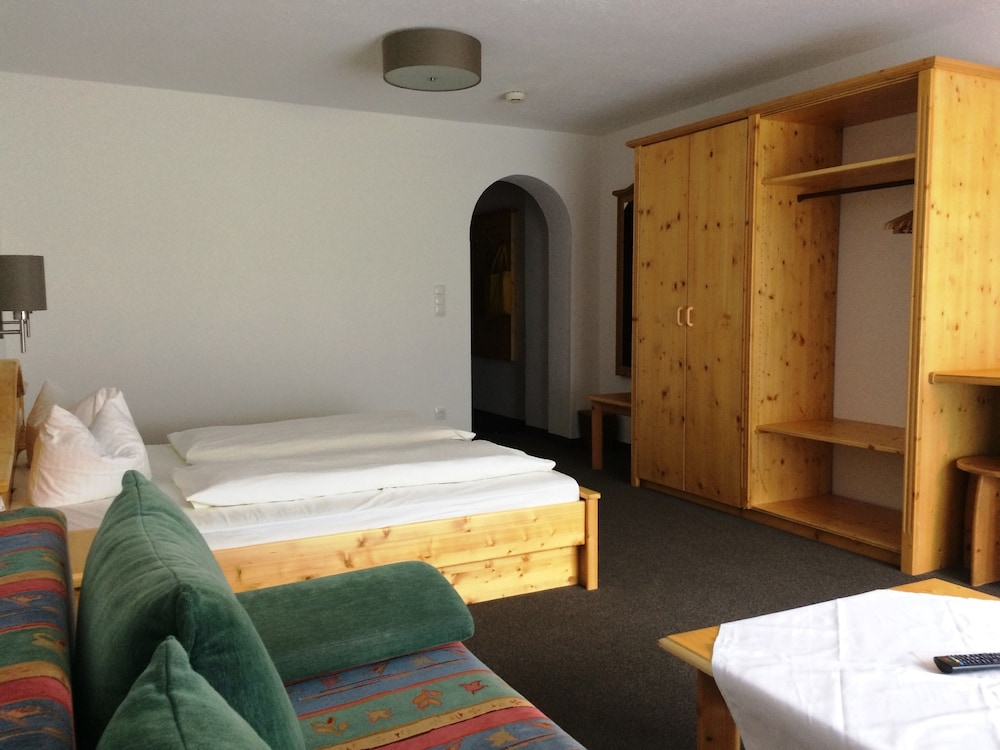Double Room, Mountain View photo 3