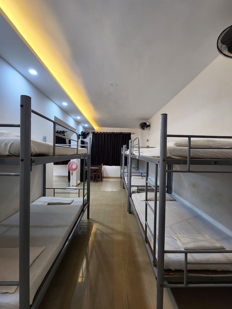 Comfort Shared Dormitory, City View photo 3