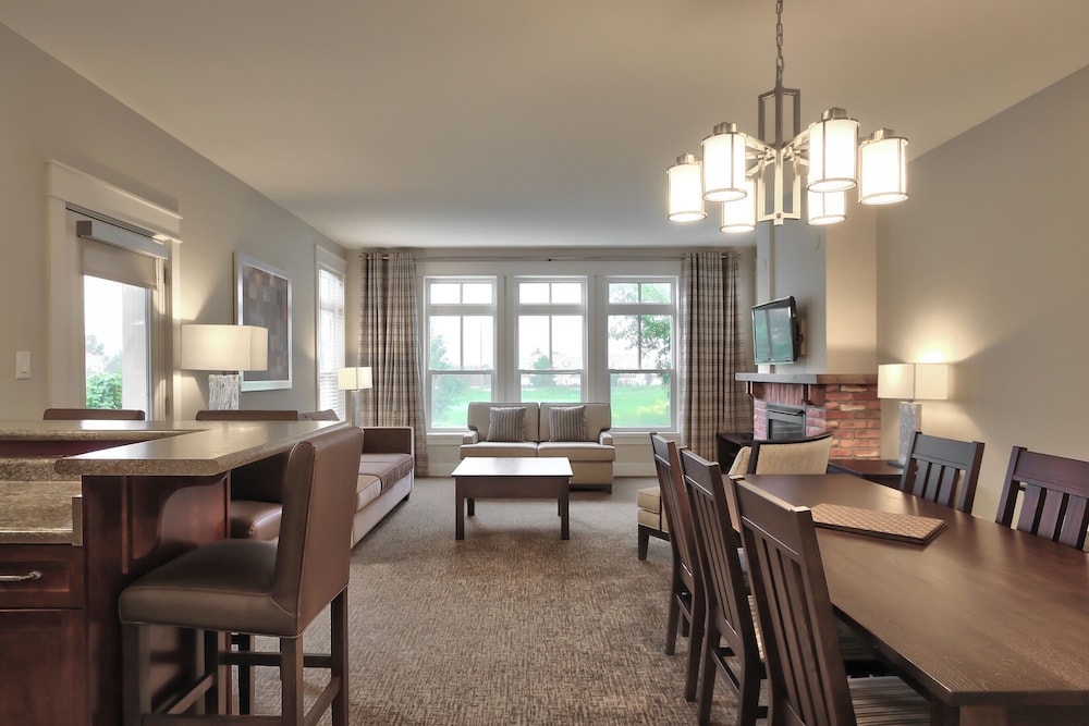 Rivergrass Three Bedroom photo 2